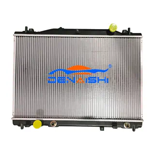 Dodge Cadillac CTS 2.8L V6 05-07 atのラジエーター